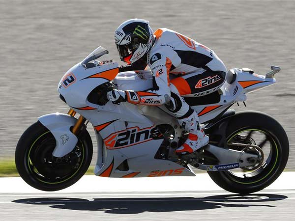 Winglets Present On All 2017 MotoGP Test Bikes At Valencia