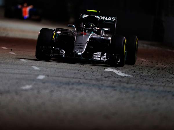 F1 Chief: Unhappy About Singapore Pulling Out Of Grand Prix