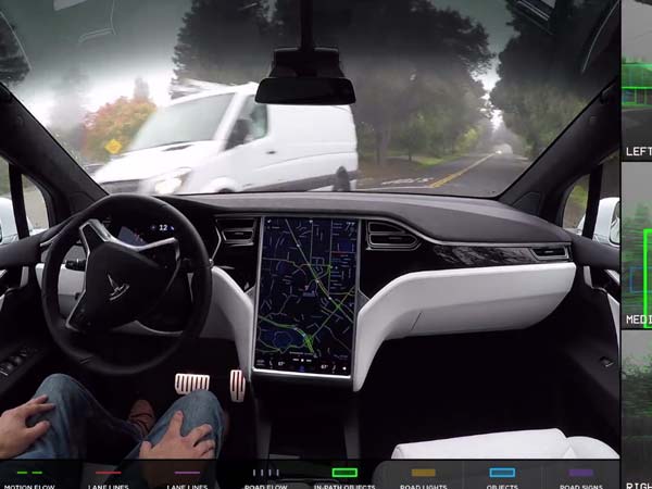Tesla’s New Demo Emphasises Self-Driving Technology