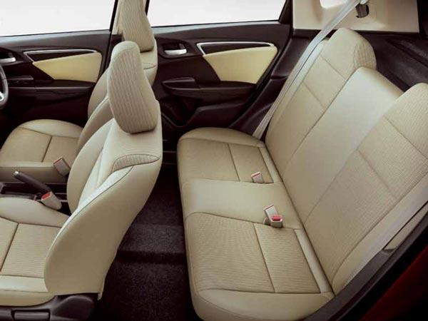 <b> Honda Jazz Rear Seat Layout</b>