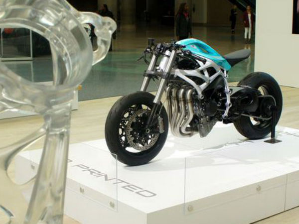 Divergent 3D Showcase 3D-Printed Motorcycle