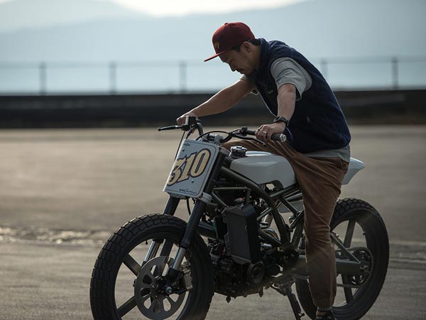 BMW G310R Flat Tracker Unveiled In Japan — Art Of Streamlining & Minimalism