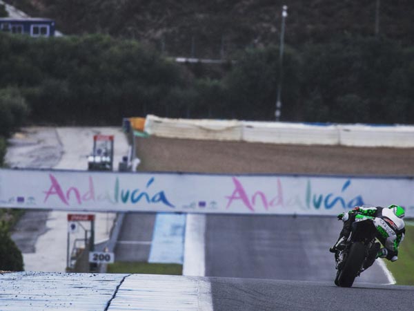 WSBK: Eugene Laverty Returns With Milwaukee Aprilia