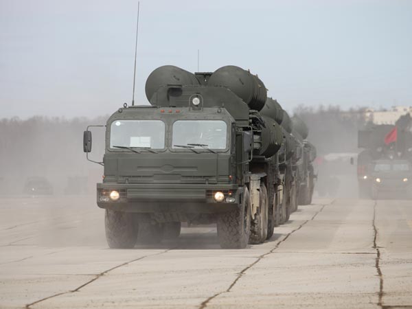 Rheinmetall Gets Rs 972 Cr HX81 Tractor-Trailers Contract