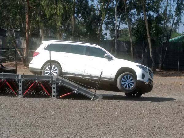 Mercedes-Benz Luxe Drive Held In Pune On November 26-27