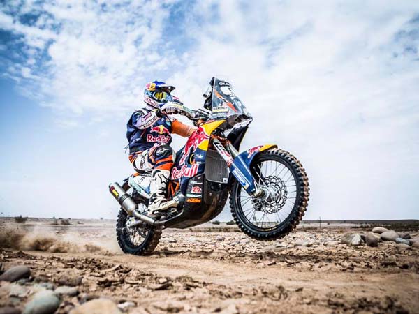 Dakar Champion Toby Price Extends His Contract With KTM