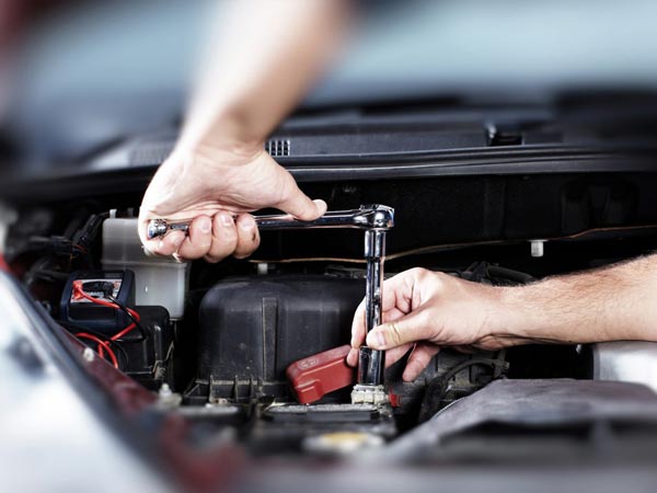 Ford Survey Reveals Wrong Beliefs Of Indian Drivers