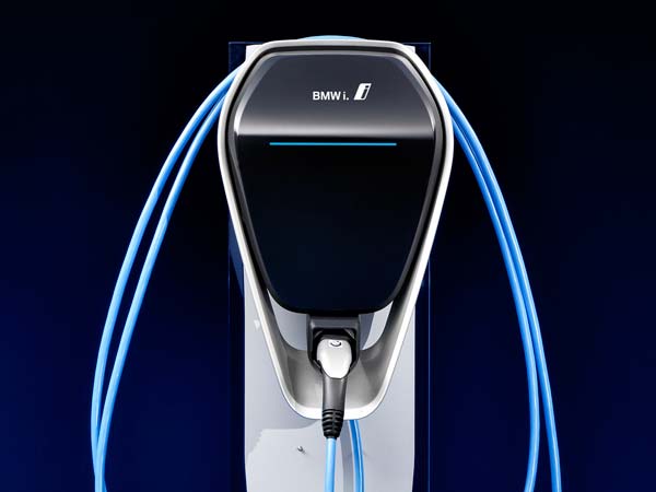 Four Automobile Manufacturers Join Hands To Develop Fast-Charging Network