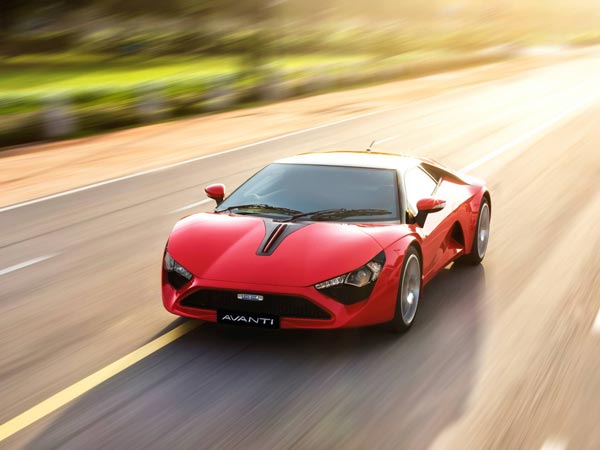RTO Officials Seize Unregistered DC Avanti Near Mumbai