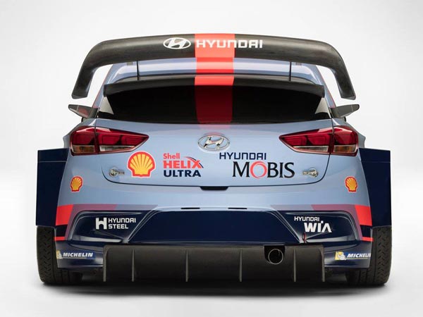 Hyundai Reveals 2017 i20 Coupe WRC In Monza