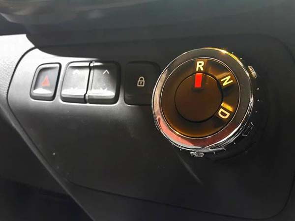 How Good Is the Renault Kwid? A Quick Overview Of The Pros & Cons