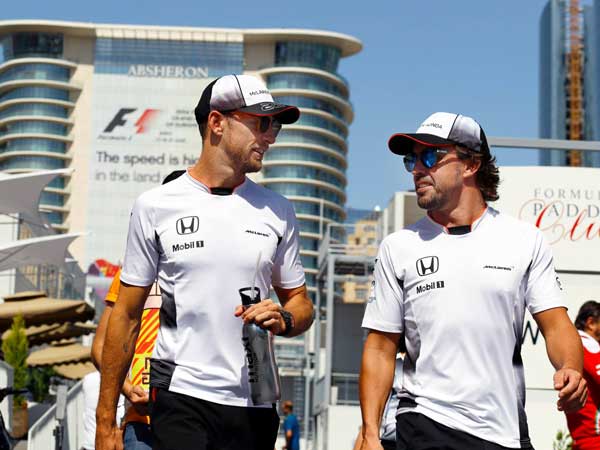 Mercedes In No Hurry To Sign Nico Rosberg’s F1 Replacement