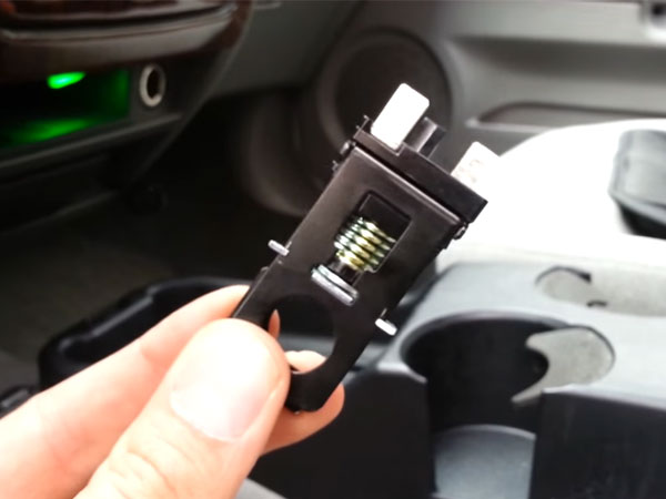 Top 5 Car Safety Features You Might Not Know It Existed