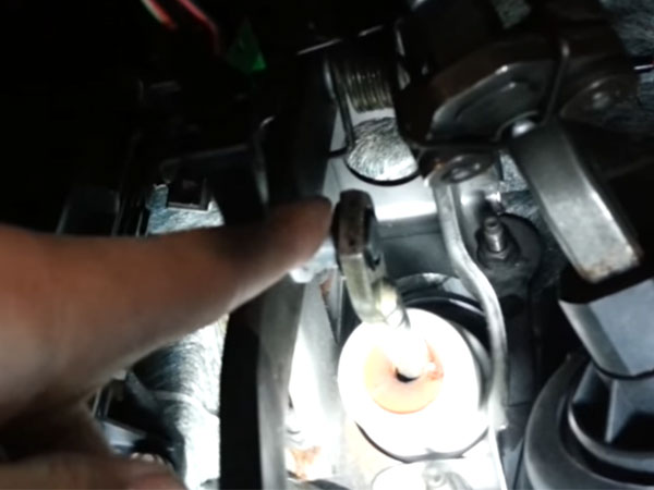 Top 5 Car Safety Features You Might Not Know It Existed