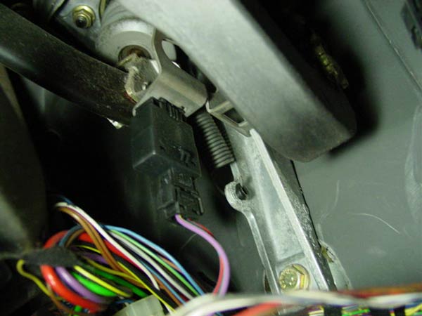 Top 5 Car Safety Features You Might Not Know It Existed