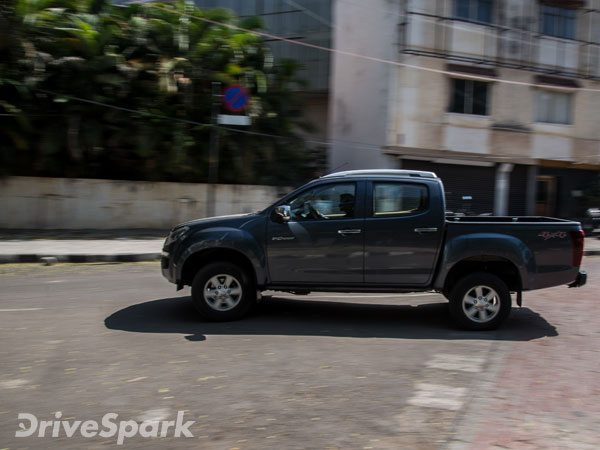 Isuzu D-Max V-Cross Road Test Review — Poser Or The Performer? 