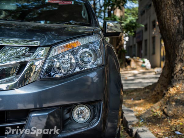 Isuzu D-Max V-Cross Road Test Review — Poser Or The Performer? 