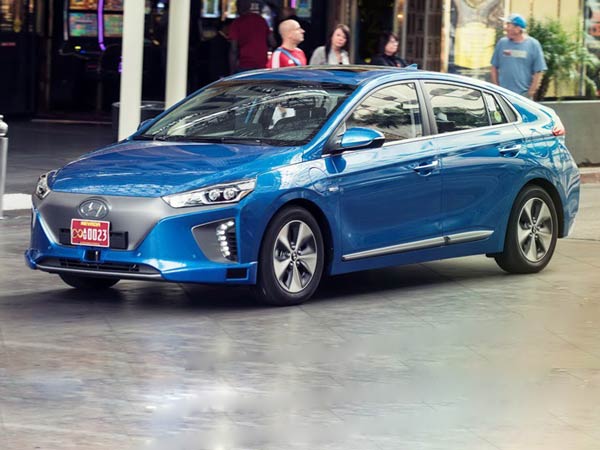 Hyundai To Introduce Ioniq Autonomous Concept Vehicle