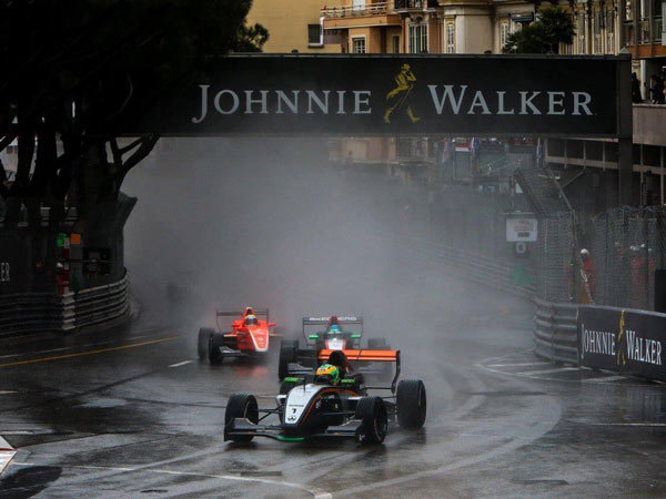 Indian Driver Jehan Daruvala Steps Up To Euro F3 With Carlin