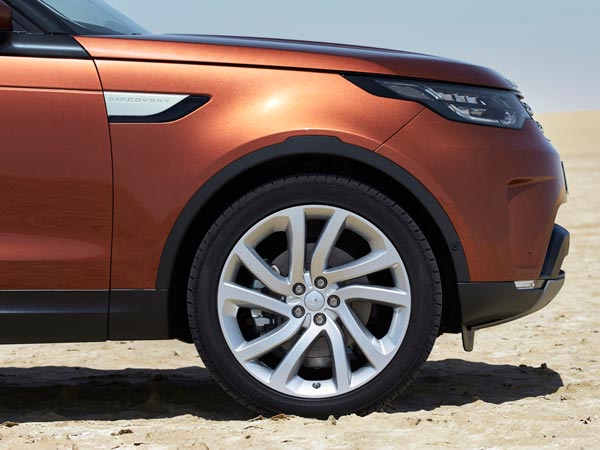 Sensors On Car Doors To Detect Any Obstacles While Opening