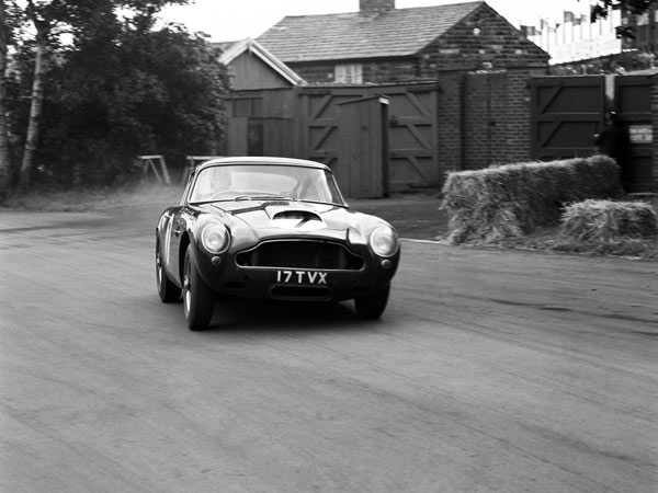 Aston Martin To Sell 25 Brand New DB4 GTs Next Year