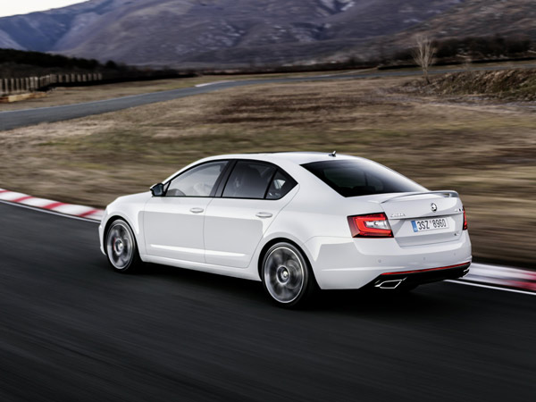 2017 Facelifted Skoda Octavia vRS Revealed