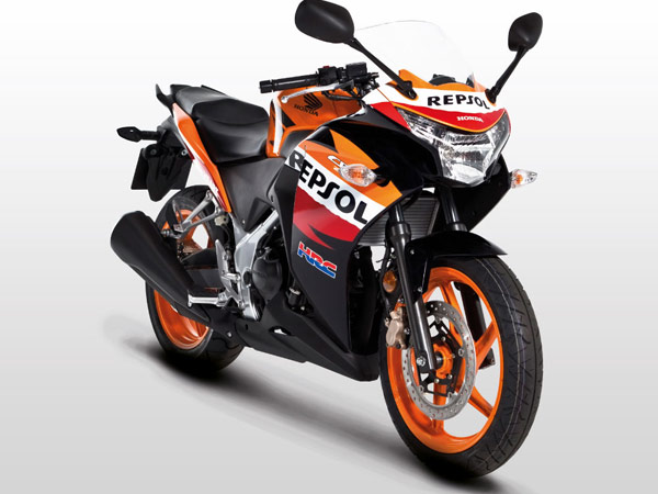 Top 5 200cc-250cc Performance Bikes In India