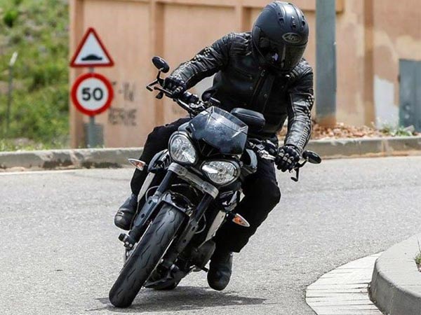 Watch 2017 Triumph Street Triple Teaser — Launch Date Revealed!