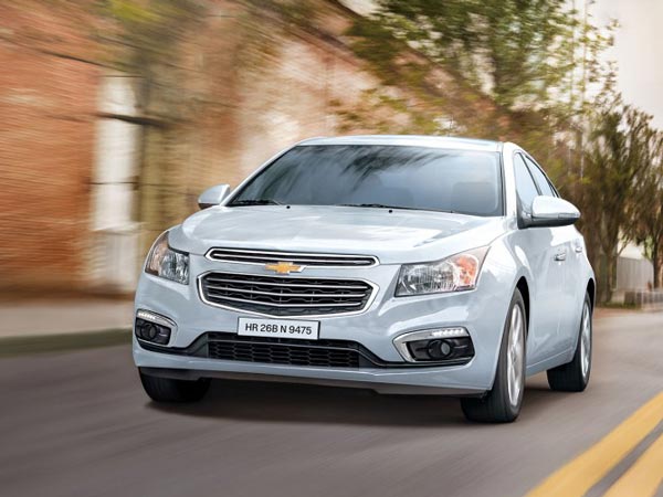 20 Cars With Discount Offer Of More Than Rs 1 Lakh — The Best Year-End Deals