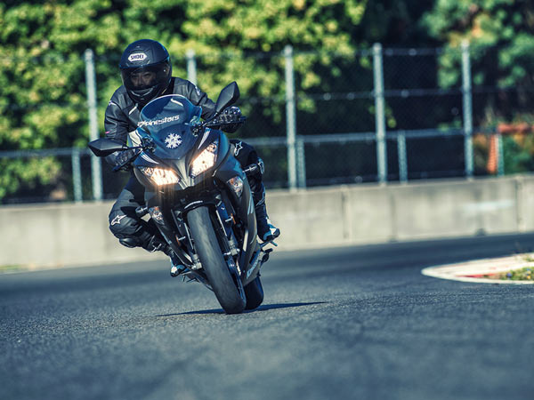 2017 Kawasaki Ninja 300 Unveiled