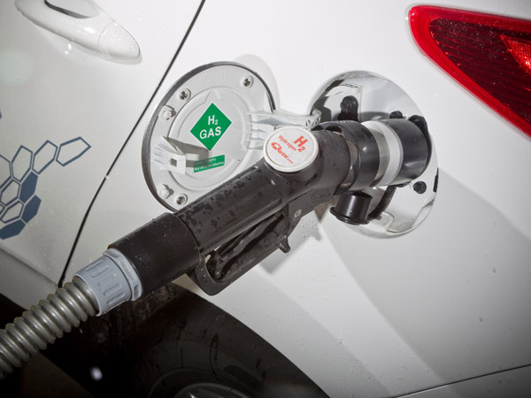 Hyundai’s Next-Generation Tucson Fuel Cell Gets A Massive Range Boost Hyundai’s Next-Generation Tucson Fuel Cell Gets A Massive Range Boost