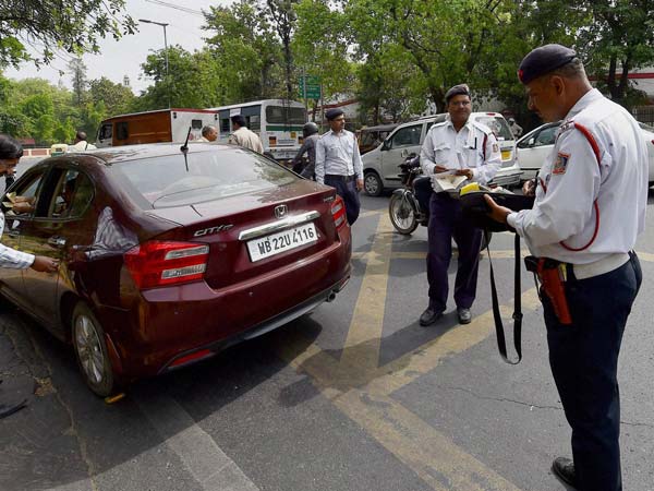 Government Of India To Introduce m-Parivahan — An App To Report Accidents And Violations