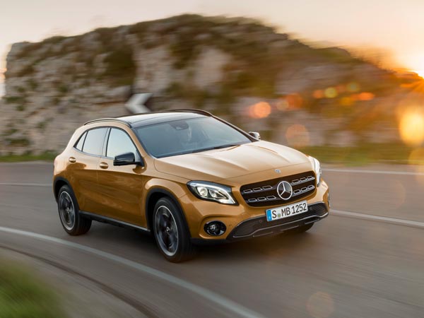 Detroit Auto Show: Mercedes-Benz GLA Facelift Revealed