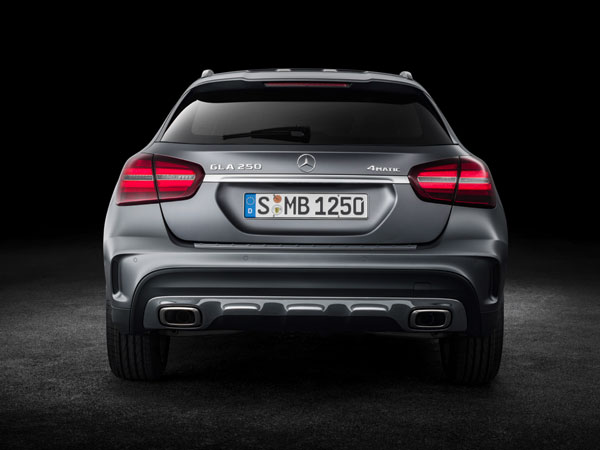 Detroit Auto Show: Mercedes-Benz GLA Facelift Revealed