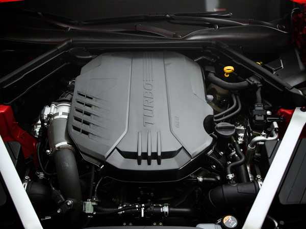 2017 Detroit Auto Show: Kia Stinger GT Revealed