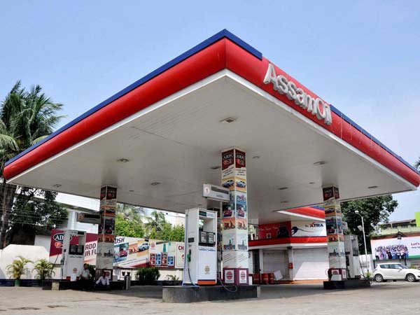 Neither Consumers, Nor Fuel Stations Have To Pay Surcharge On Card Payments: Government