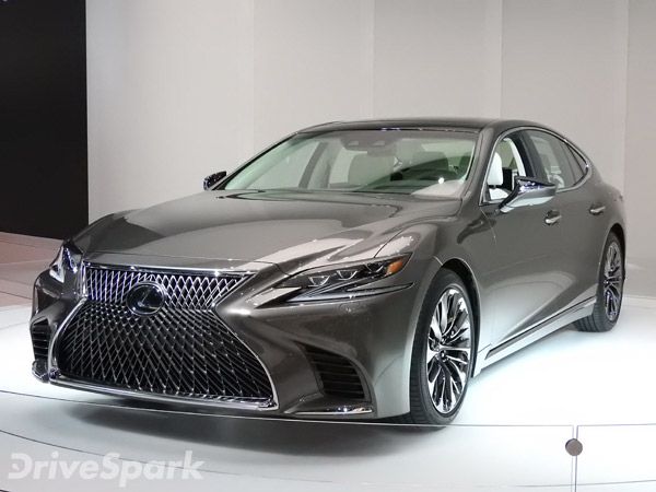 2017 Detroit Auto Show: Lexus LS Unveiled