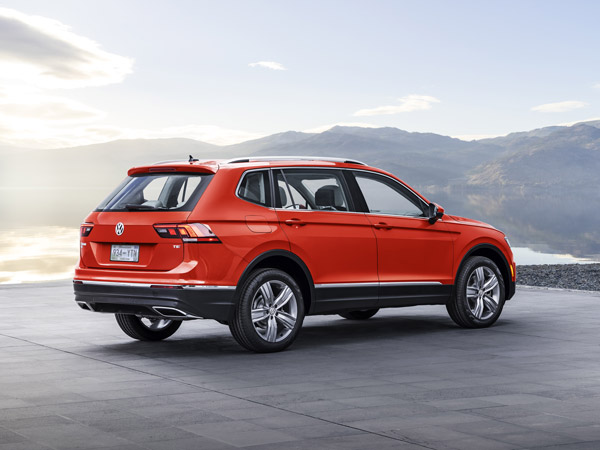 2017 Detroit Auto Show: Volkswagen Tiguan Allspace Revealed