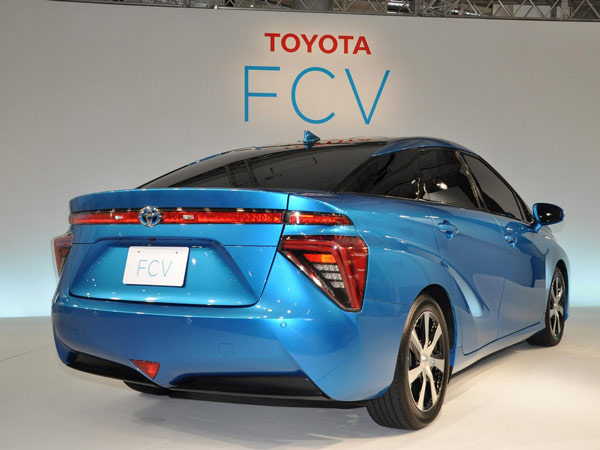 Toyota Motor Corp To Test Fuel Cell Vehicles In UAE