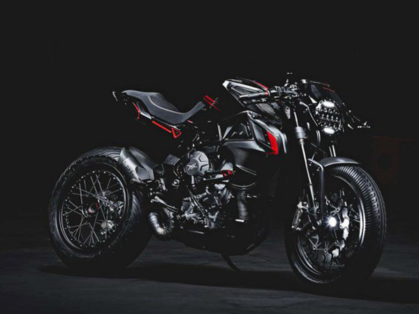 MV Agusta Unveils Dragster 800 ‘Blackout’ In Milan [Images]