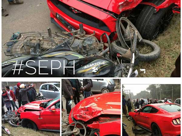 Ford Mustang Crashes Into Bajaj Discover In Chandigarh