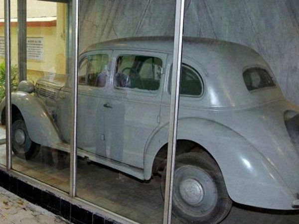 Subhash Chandra Bose’s Car Restored; Unveiled By President Pranab Mukherjee