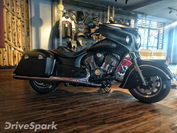 Indian Motorcycle Launches Springfield And Chieftain Dark Horse Baggers In Bangalore