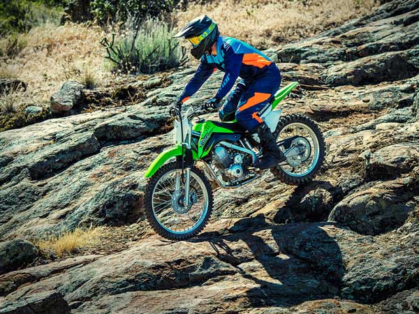 Kawasaki Launches The 2017 KLX 140G Dirt Motorcycle In India