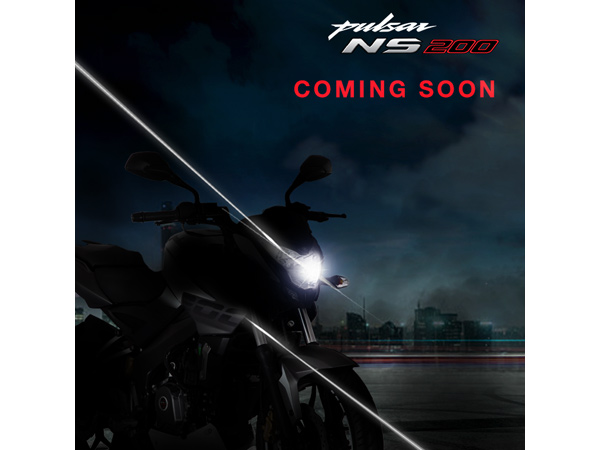 2017 Bajaj Pulsar 200NS Black And White Variant Spied