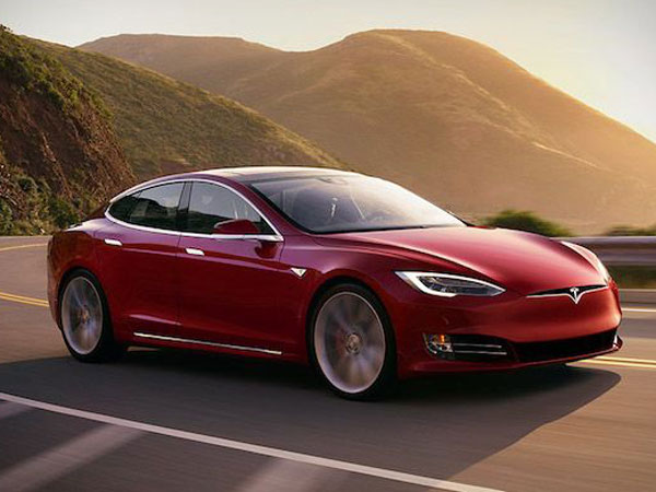 Video: Tesla Model S Hits 100 Km/h In 2.389 Seconds; Fastest Accelerating Production Car?