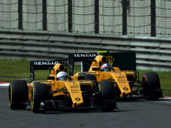 Renault Sport Racing Announce BP And Castrol As New Partner