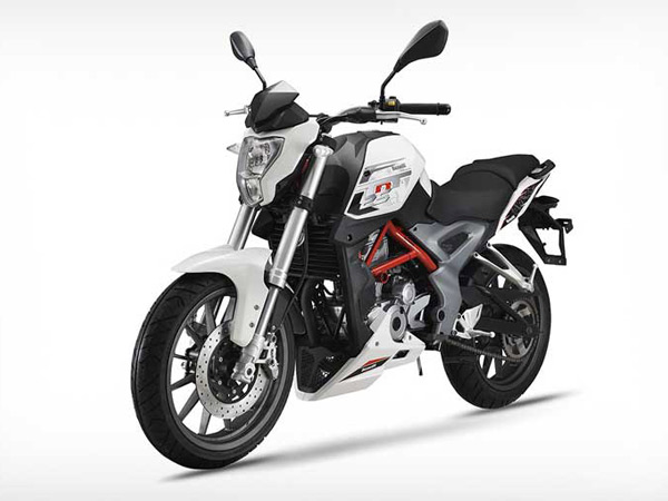 Yamaha FZ 25 vs Benelli TNT 25: Battle Of The Quarter-Litre Nakeds