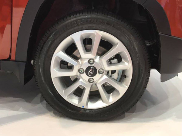 Mahindra Launches The KUV100 Anniversary Edition; Priced At Rs 6.37 Lakh