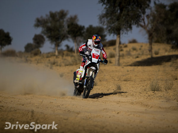 2017 Maruti Suzuki Desert Storm: Suresh Rana And CS Santosh Lead After Leg 1